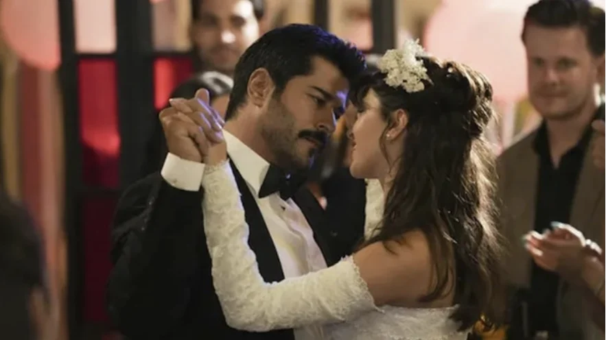 Burak Özçivit yeni dizisiyle bu akşam ekranlara dönüyor