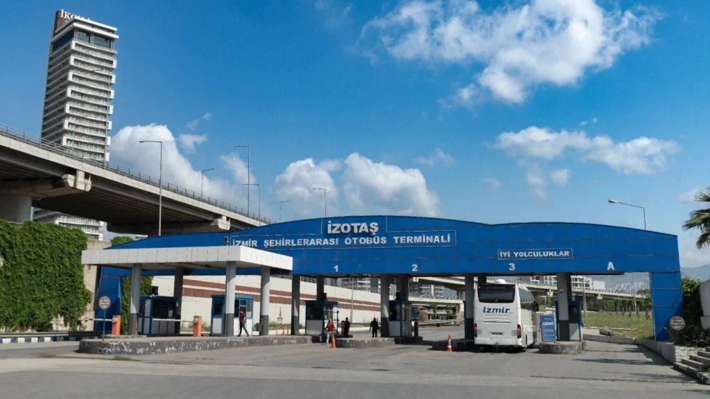 İzmir Otogarı’nda Yeni Dönem: İZULAŞ İşletecek, Tarife Değişti