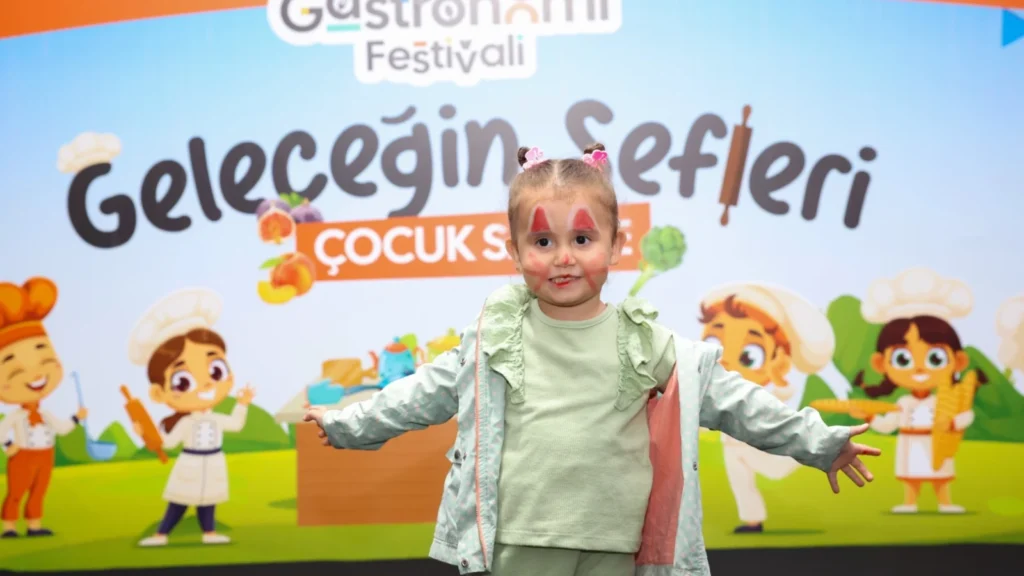 Festivalde çocuklar hem eğlendi hem spor yaptı