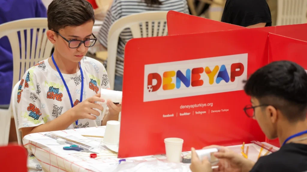49 Bin Öğrenci DENEYAP Teknoloji Atölyeleri İçin Ter Dökecek
