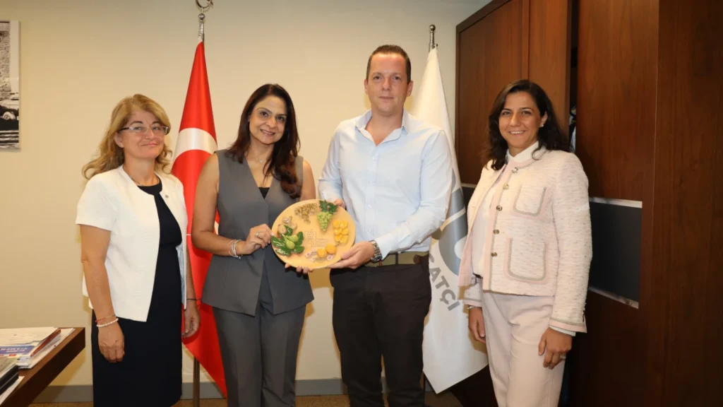 Türk Kuru Meyve Sektöründen Hindistan’a Ticaret Atağı