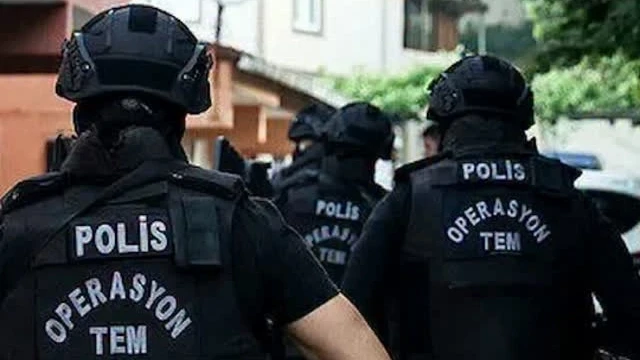 Ankara'da "şapkalılar" operasyonuna 5 tutuklama