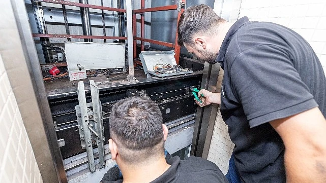 Metro’nun yürüyen merdiven ve asansörlerine yakın takip
