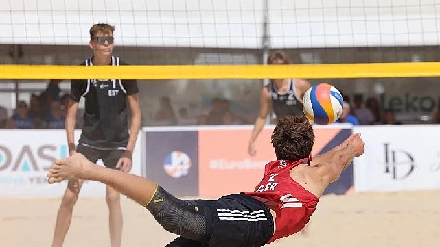 Foça'da yarı finalistler belli oldu