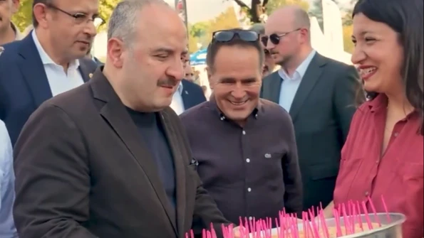 Varank’tan Özgür Özel’e Bursa'dan börekli göndermeli paylaşım