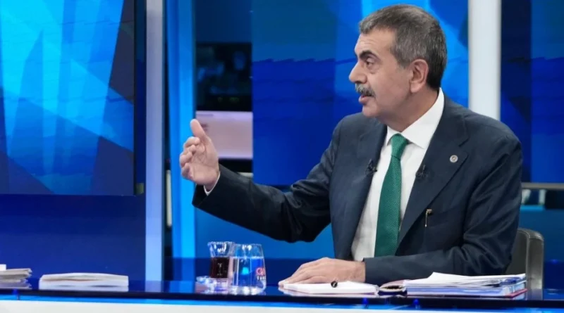Bakan Tekin'den 'kılık kıyafet' vurgusu