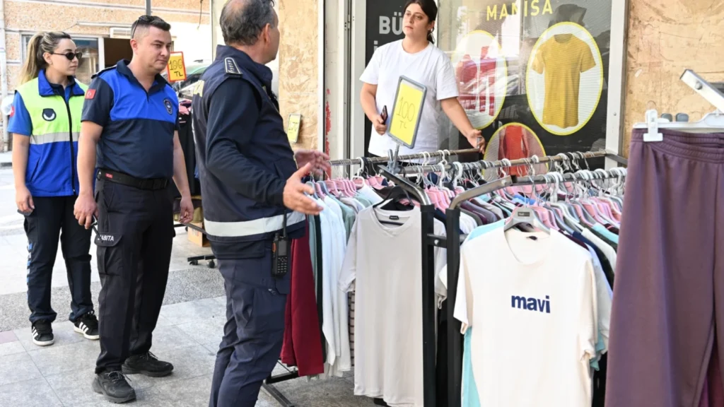 Manisa'da kaldırım işgallerine ortak denetim