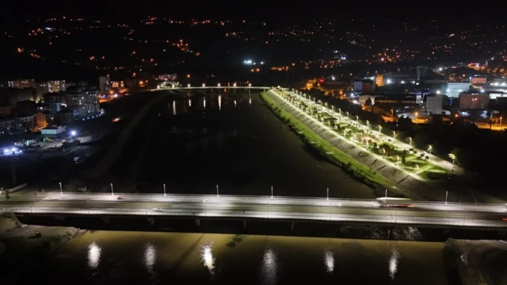 Ordu'da Melet Köprüsü ışıl ışıl oldu