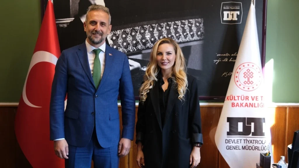 Bursa Devlet Tiyatrosu'nda Esendemir dönemi