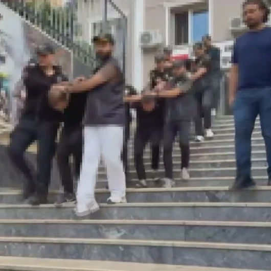 Kağıthane’de 3 Servis Aracı Yakılmıştı: 9 Tutuklama