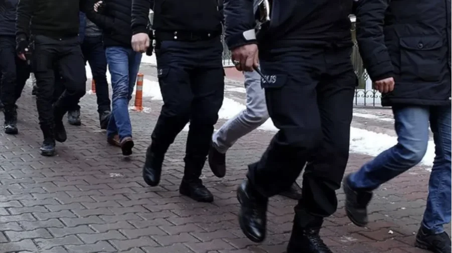 İzmir Otokent’te Tefecilik Operasyonu: 7 Şüpheli Tutuklandı