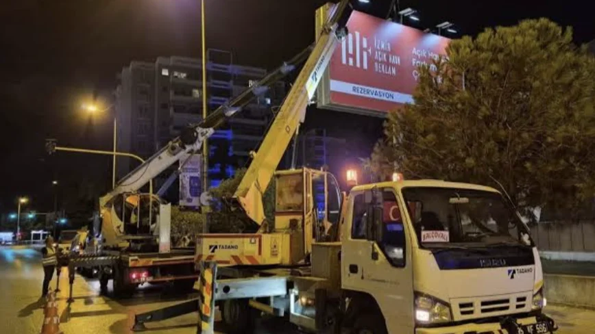 Karşıyaka’da Billboard Krizi: İZBB’den 20 Ünite Açıklaması