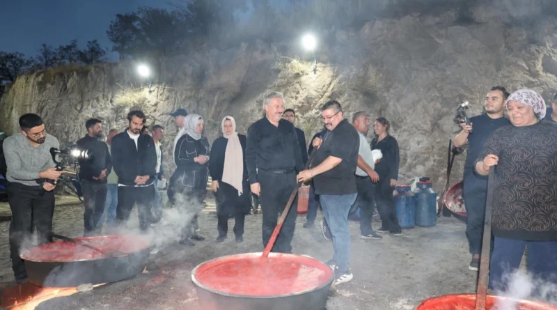 Kayseri Melikgazi'de salça dönemi rekorla bitti
