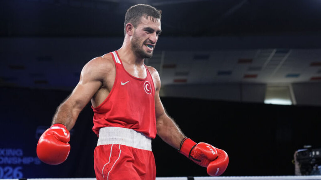 Emrah Yaşar, Avrupa Boks Şampiyonası'nda 90 kilo şampiyonu