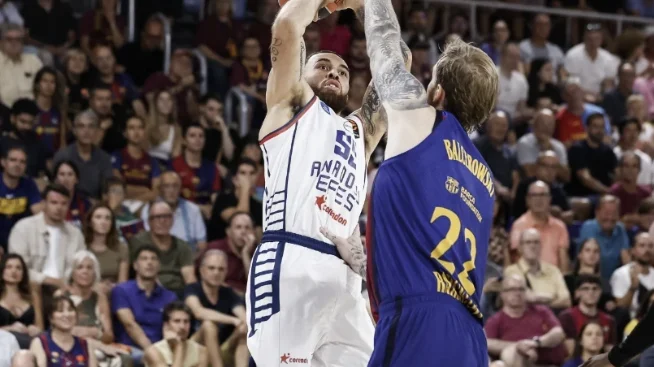 Anadolu Efes, Barcelona deplasmanında 89-82 kaybetti