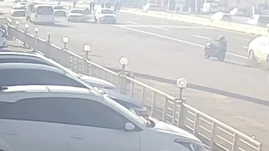 Düzce Kaynaşlı'da motosiklet yaya geçidinde yayaya çarptı, 1 yaralı