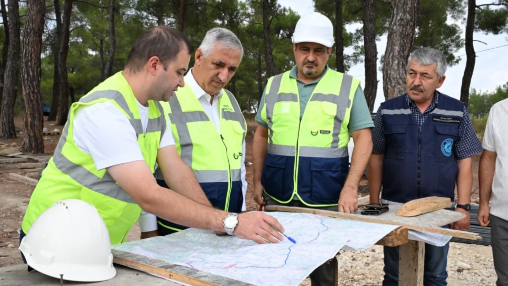 Gördes'in içme suyuna 120 milyon TL'lik altyapı yatırımı sürüyor