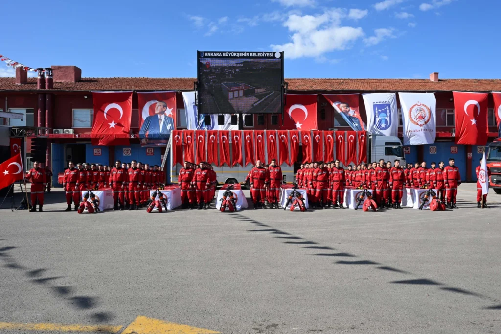 Ankara İtfaiyesi’nde 100 personel asil memurluğa geçti