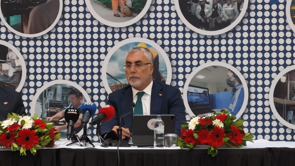 Bakan Işıkhan açıkladı: 2,1 milyon yeni istihdam hedefleniyor
