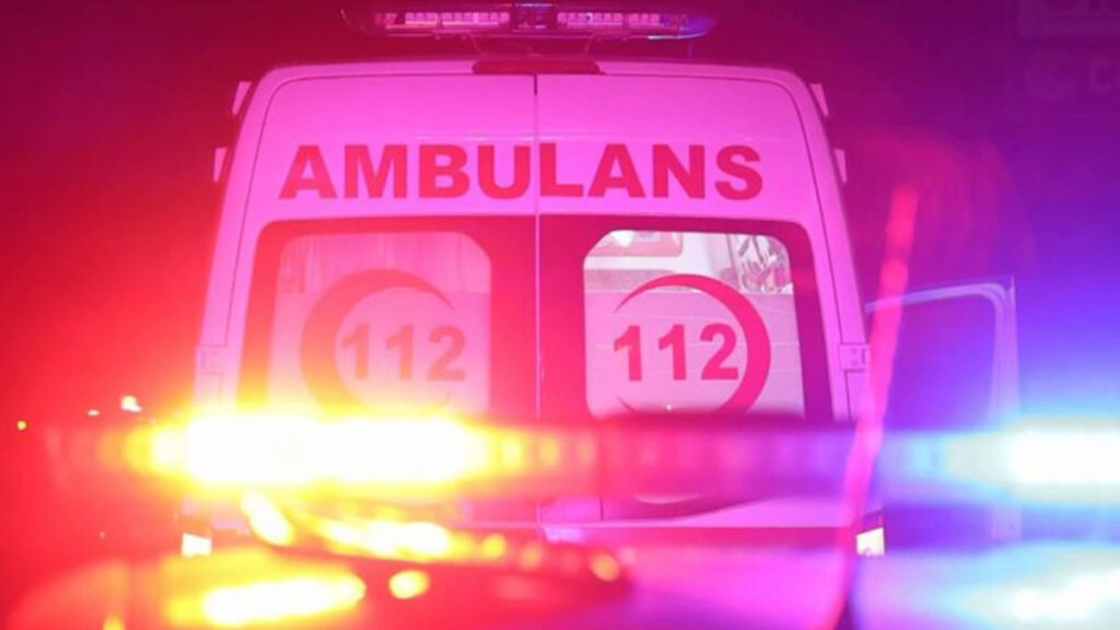 İzmir'de traktör devrildi: 59 yaşındaki sürücü hayatını kaybetti
