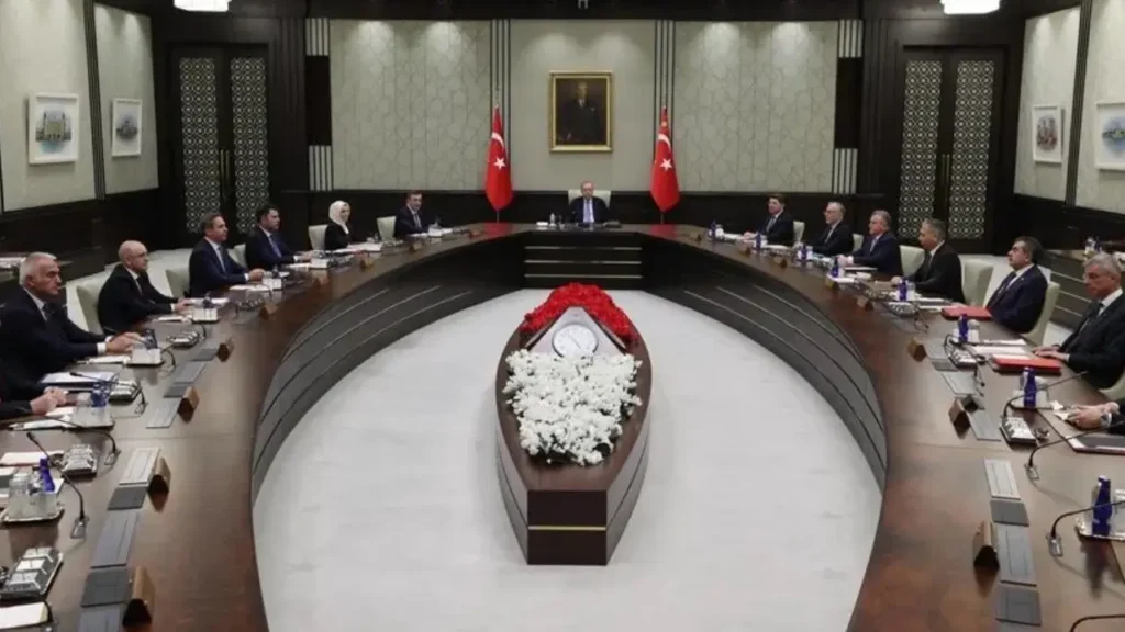 Kabine bugün toplanıyor: Masada fon krizi ve yeni önlemler var