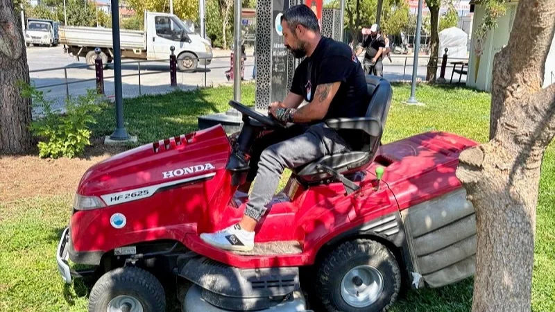Menderes’te Yabani Otla Mücadele Sürüyor