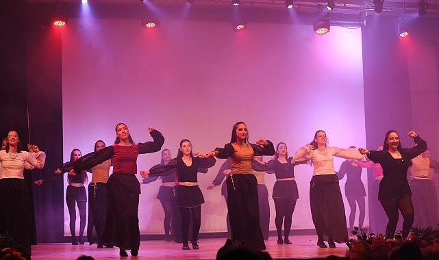 Karşıyaka’da halk dansları kurslarına rekor ilgi: 980 kişi