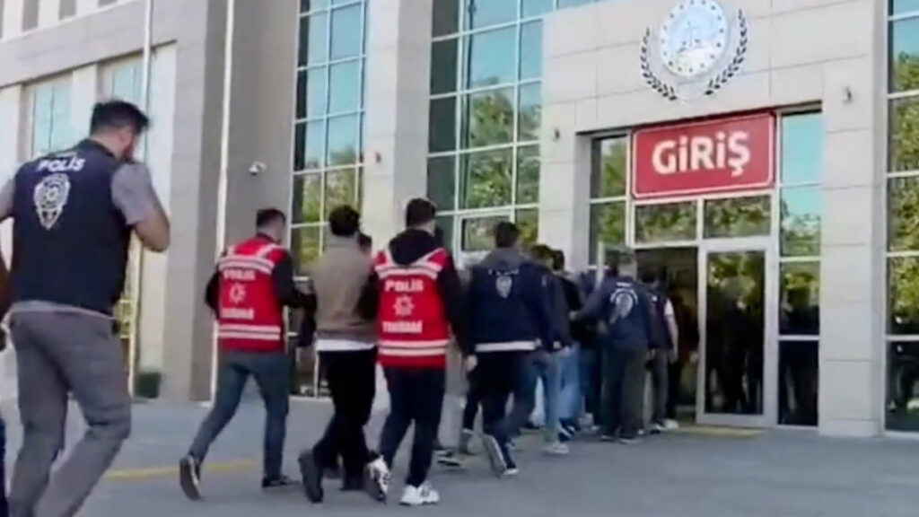 25 ilde siber suç operasyonu: 473 kişi yakalandı, 286 tutuklandı