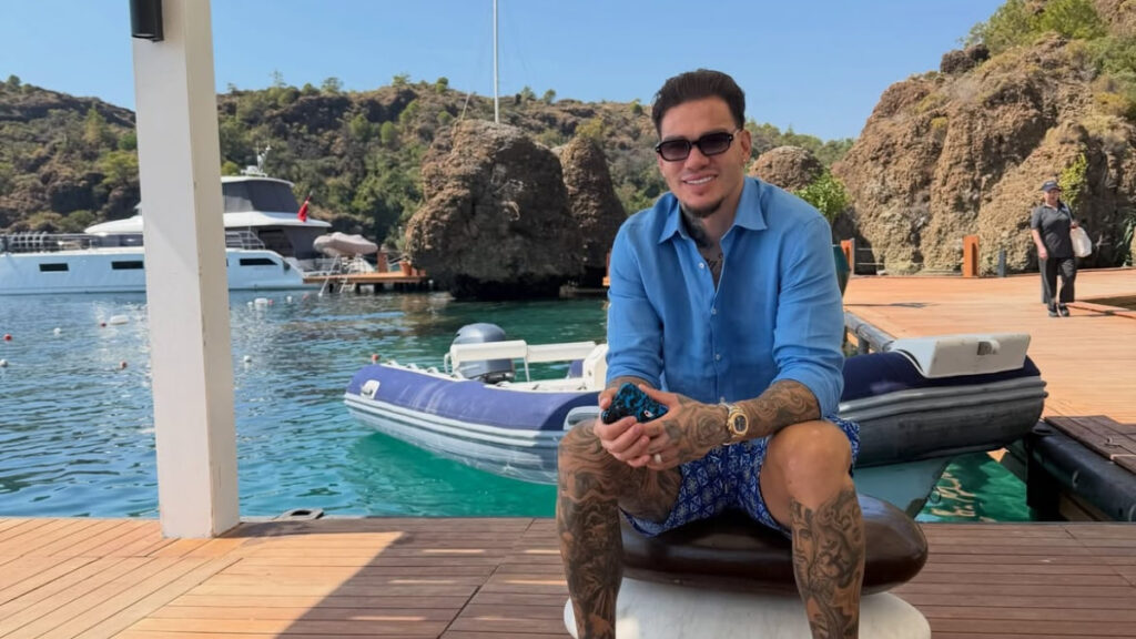 Fenerbahçeli Ederson Marmaris'te: Özel helikopterle 3 günlük tatil