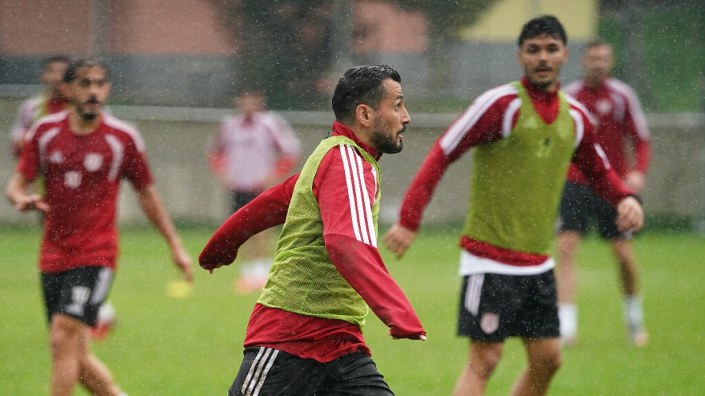 Pendikspor, lige verilen arada Bolu kampında çalışmalara başladı