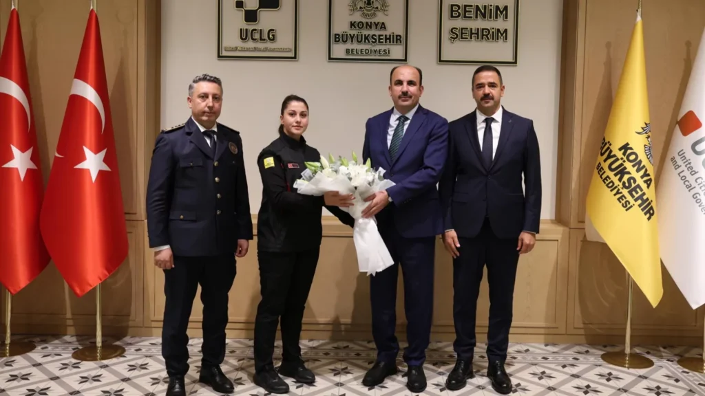 Konya İtfaiyesi Başkan Altay'ı İtfaiye Haftası'nda ziyaret etti