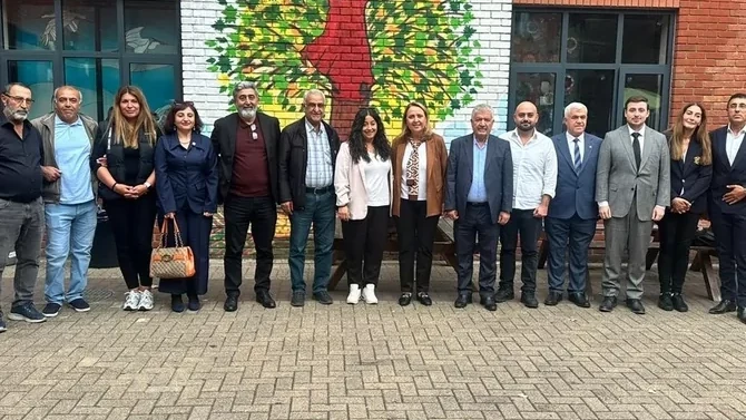 Semra Dinçer Londra'da CHP İngiltere Birliği ile yeni dönemi görüştü