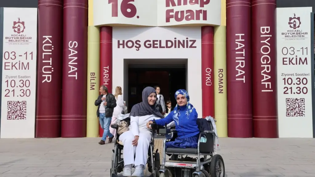 Kocaeli'de Engelsiz Taksi ile Kitap Fuarı'na kolay ulaşım sağlandı