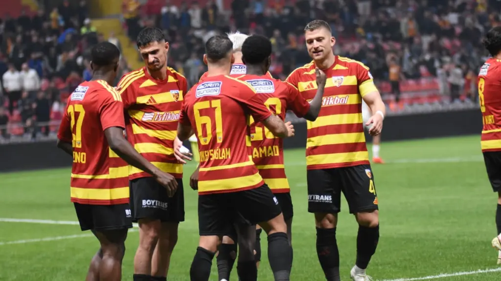 Kayserispor, 1. Lig'de Manisa FK'yı son dakikada 3-2 yendi