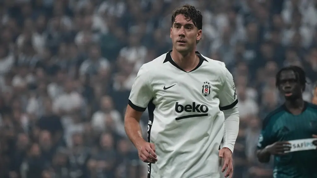 Dusan Vlahovic penaltı golüyle Beşiktaş'ta 6 gole ulaştı