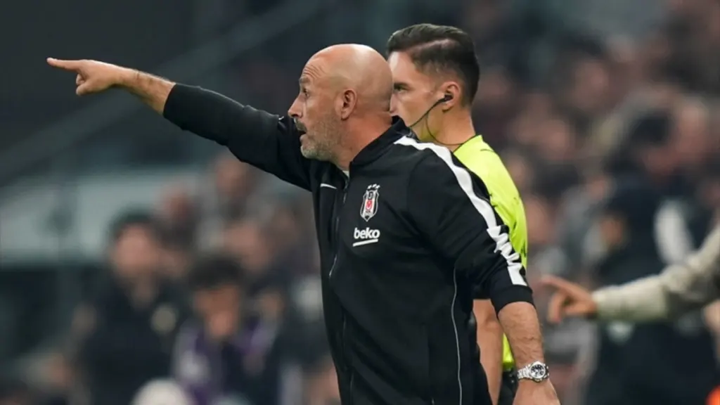 Beşiktaş teknik direktörü Italiano: Yumruk pozisyonlarının cezasız kalması kabul edilemez