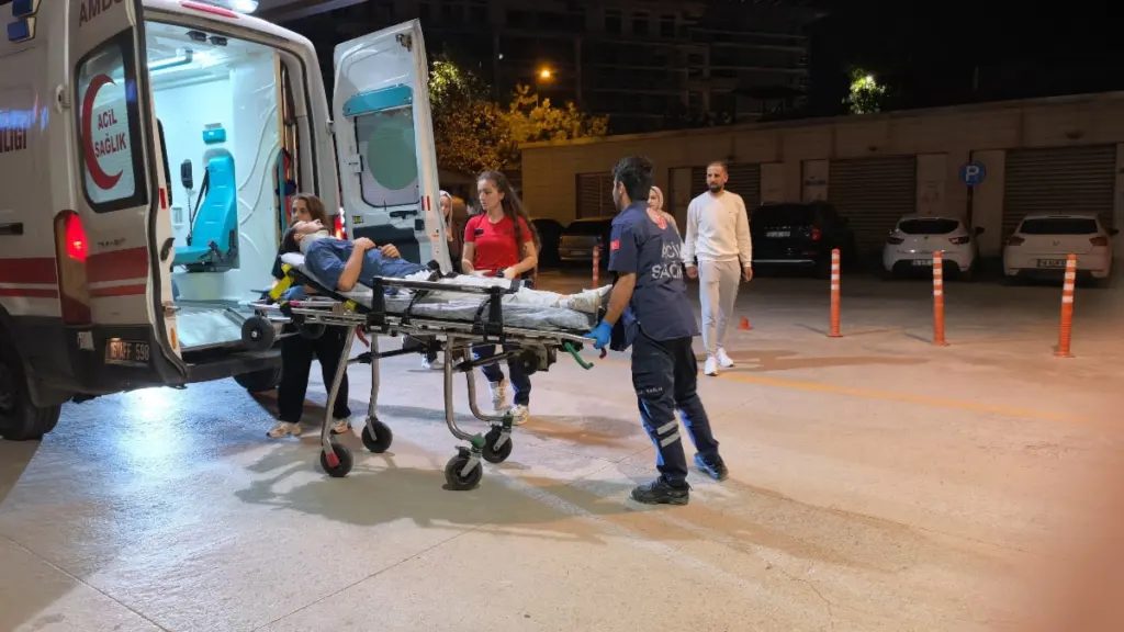 Bursa İnegöl'de zincirleme kaza: 9 aylık bebek dahil 10 yaralı