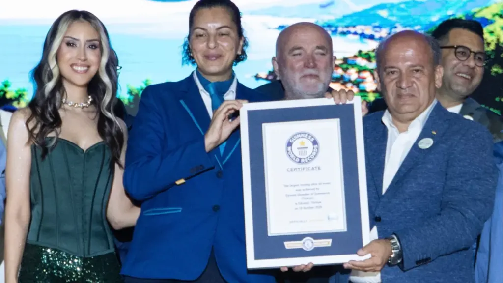 Edremit'te zeytinyağı tadımında Guinness rekoru kırıldı