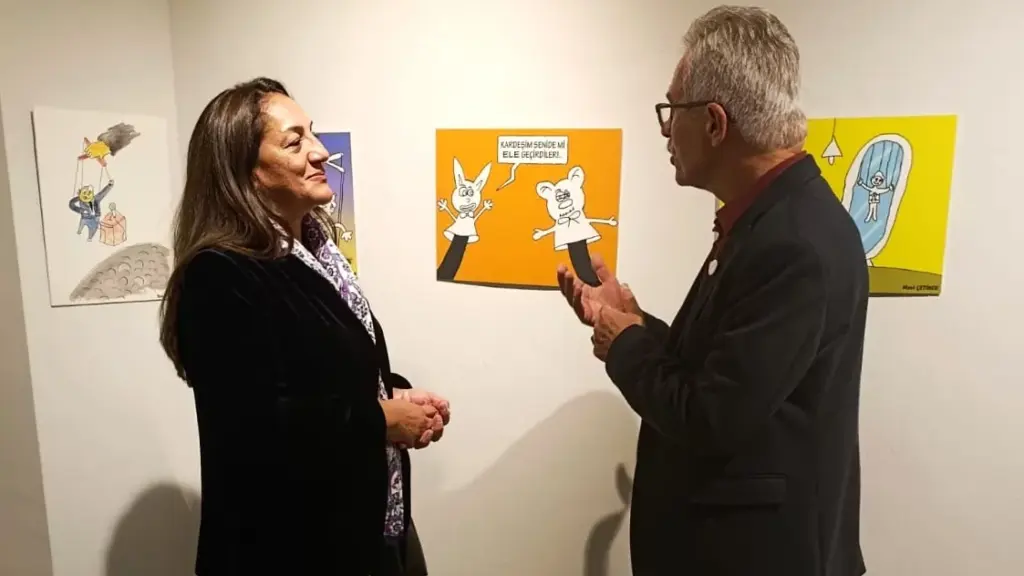 Bursa Nilüfer'de 'Kuklalar-Kukla Tiyatrosu' karikatür sergisi