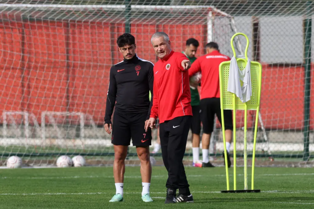 Gençlerbirliği, Galatasaray maçı hazırlıklarına Ankara'da başladı