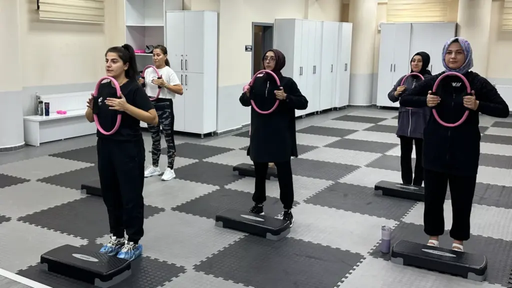 Çayırova Belediyesi pilates kurslarına ilgi: bin 410 kadın katıldı