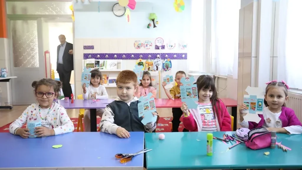 İnegöl 10. Kitap Günleri öncesi 27 bin kumbara dağıtılıyor