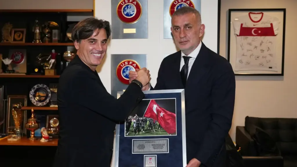 TFF Başkanı Hacıosmanoğlu Riva'da Montella ile veda etti