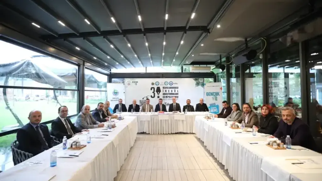 İnegöl'de 3 gün sürecek Uluslararası Araştırmalar Sempozyumu