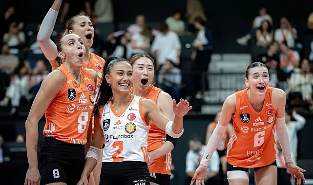 Eczacıbaşı Peron İstanbul VakıfBank derbisi 18 Ekim Pazar saat 18.00
