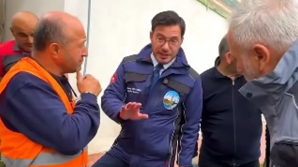 Kanal temizleme aracı Tokat'ta 30 yıllık tıkanıklığı açtı