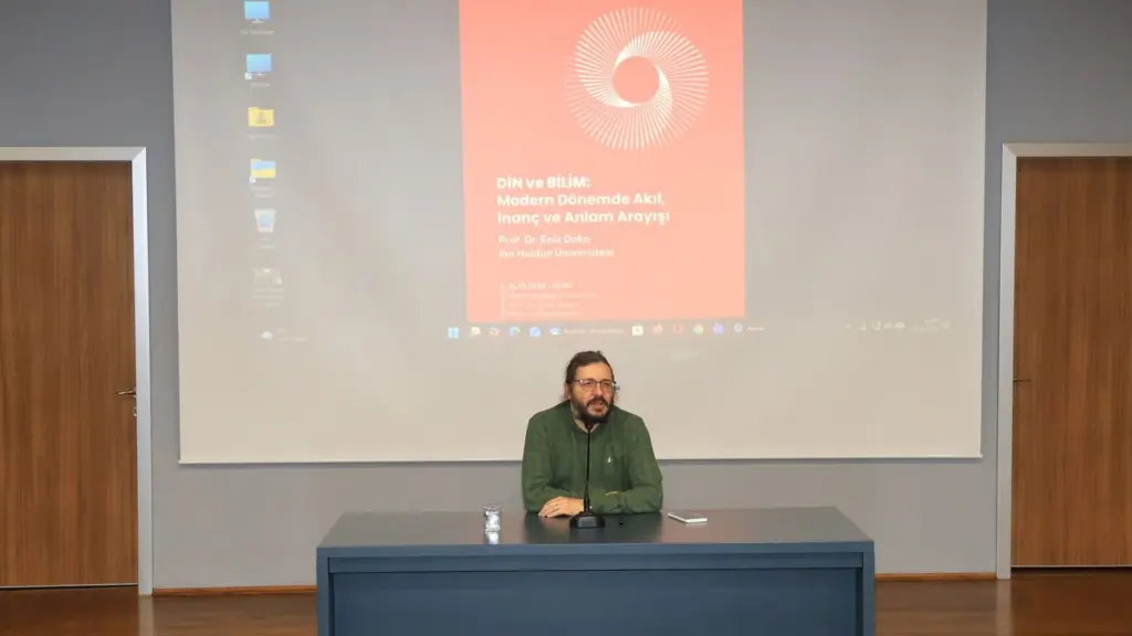 Bursa Uludağ Üniversitesi'nde din ve bilim tartışması gündeme geldi