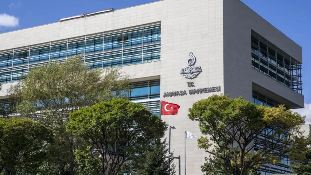 Anayasa Mahkemesi'nde başkan seçimi bugün başlıyor