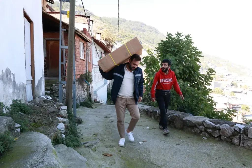 Osmangazi'de ücretsiz tekerlekli sandalye desteği sürüyor