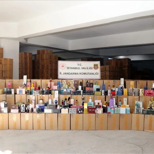Bayrampaşa'da sahte parfüm operasyonu: 350 milyon TL ele geçirildi